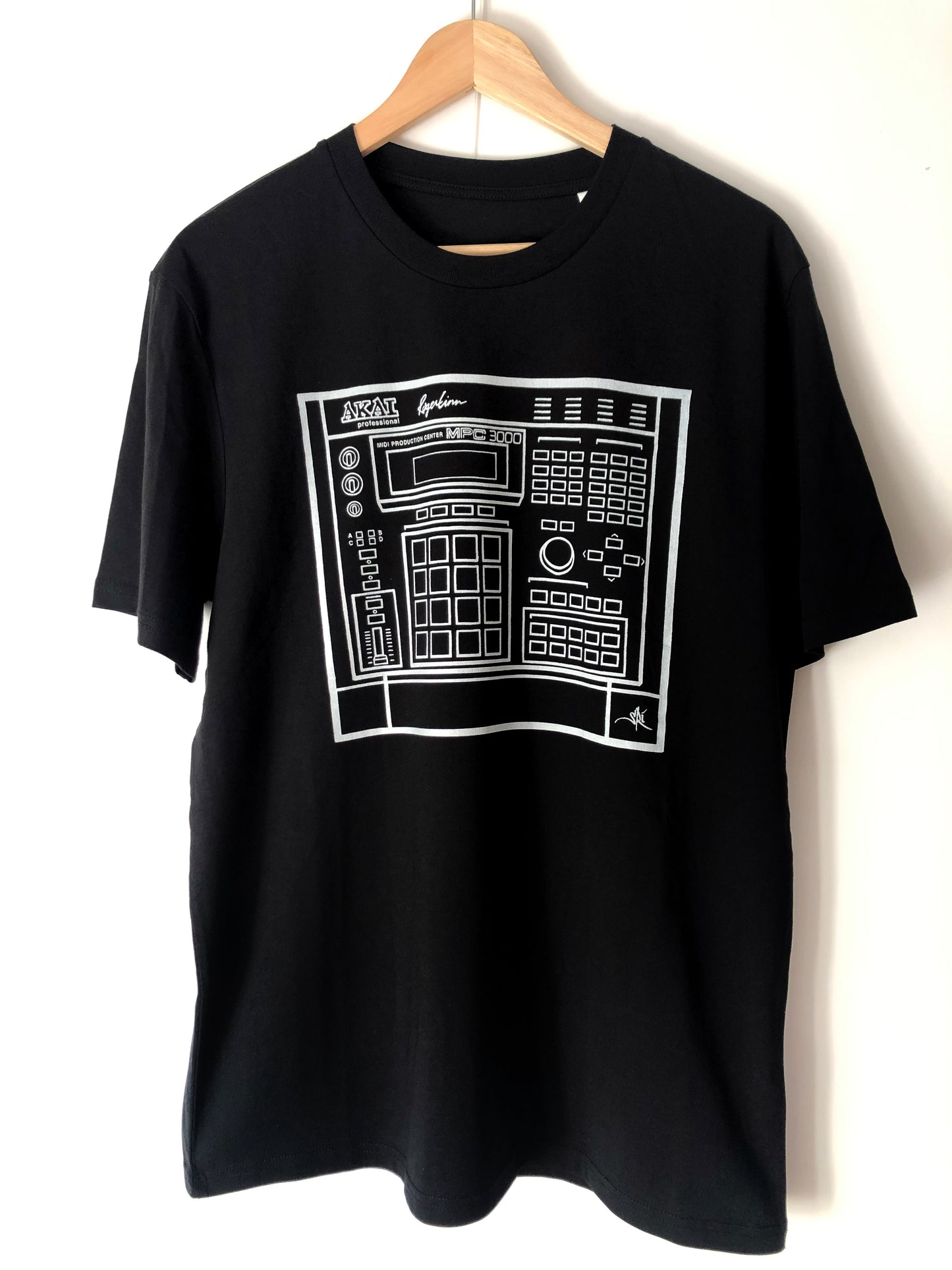AKAI MPC 3000 - Black T-Shirt
