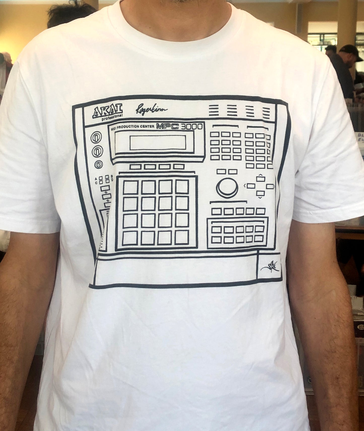 AKAI MPC 3000 - White T-Shirt